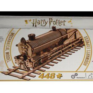 New Harry Potter Hogwarts Express Train 3D Wooden Puzzle 448 Pc Mechanical Model